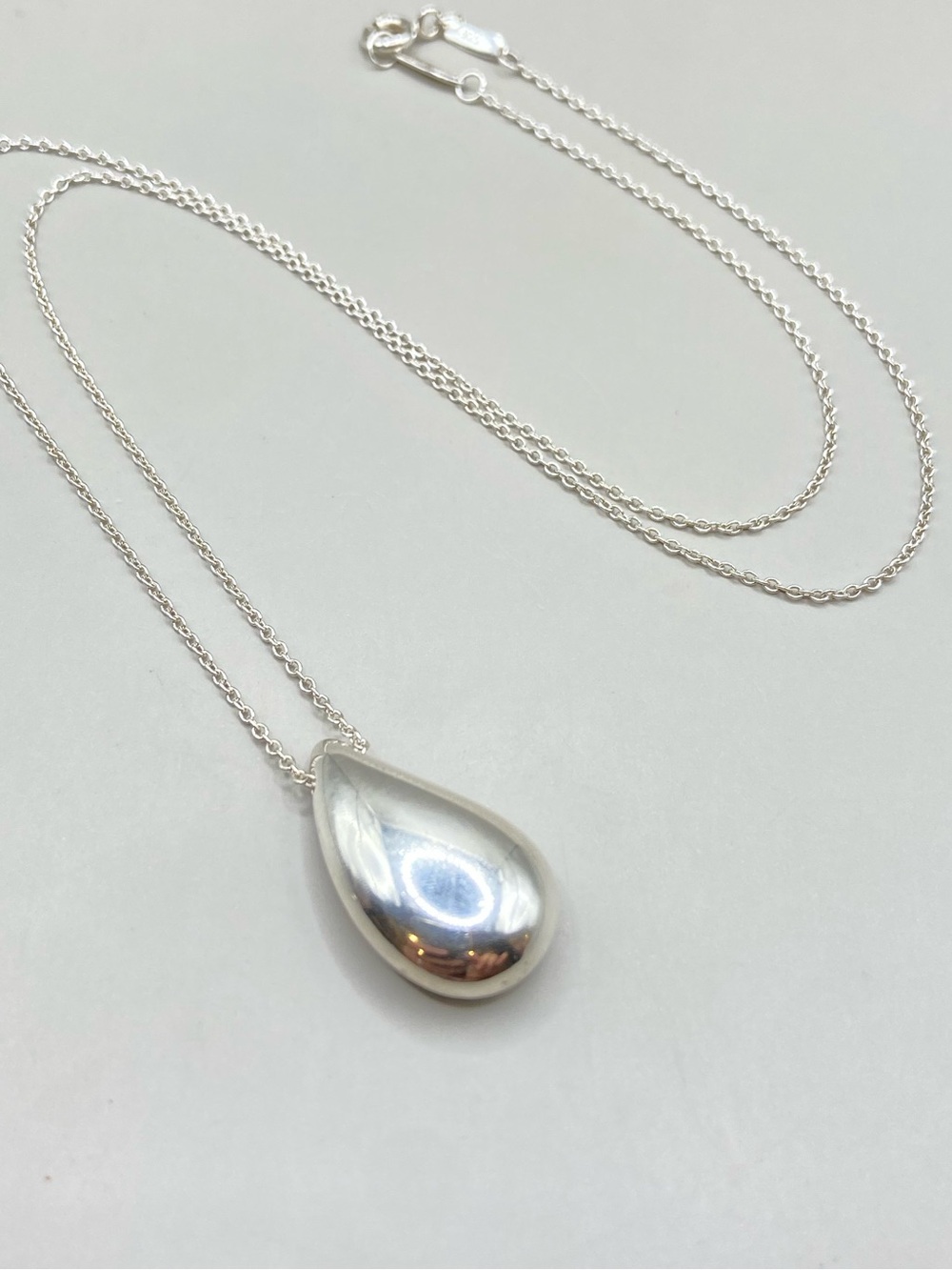 Tiffany & Co. Elsa Peretti Teardrop Pendant Necklace
